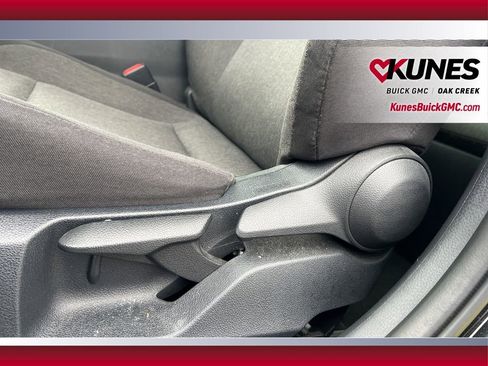 Used 2025 Toyota Camry LE FWD image 9