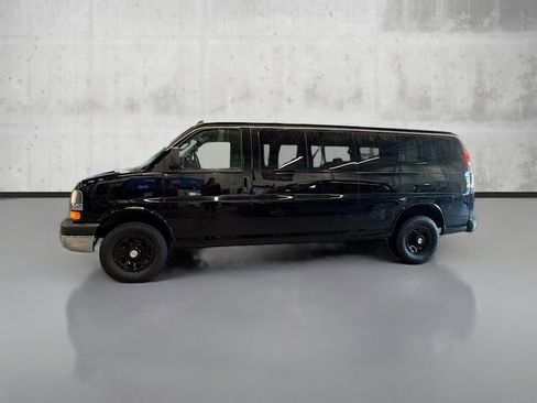 Used 2016 Chevrolet Express 3500 LT w/ LT Preferred Equipment Group image 8