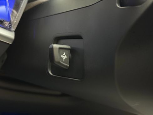 Used 2024 BMW i7 eDrive50 w/ M Sport Package image 20