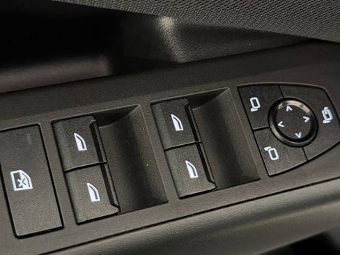 Used 2025 BMW X3 xDrive30i w/ Premium Package image 13