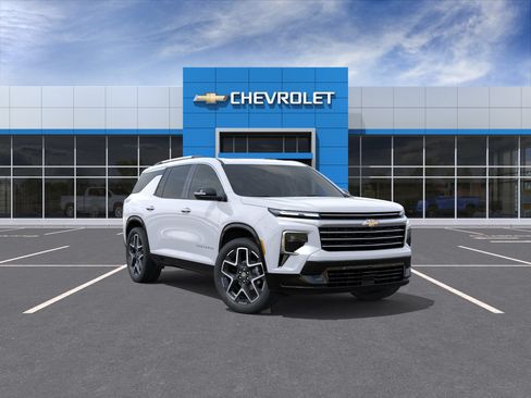 New 2026 Chevrolet Traverse High Country w/ LPO, Floor Liner Package AWD/4WD image 1