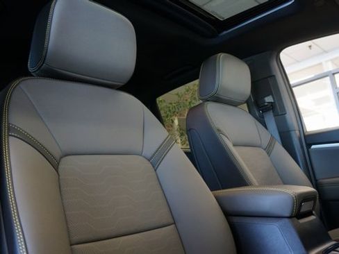 Used 2026 Chevrolet Colorado ZR2 w/ Technology Package image 57