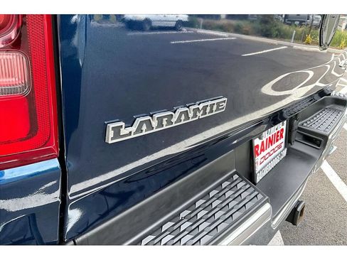 Used 2021 RAM 1500 Laramie AWD/4WD image 8
