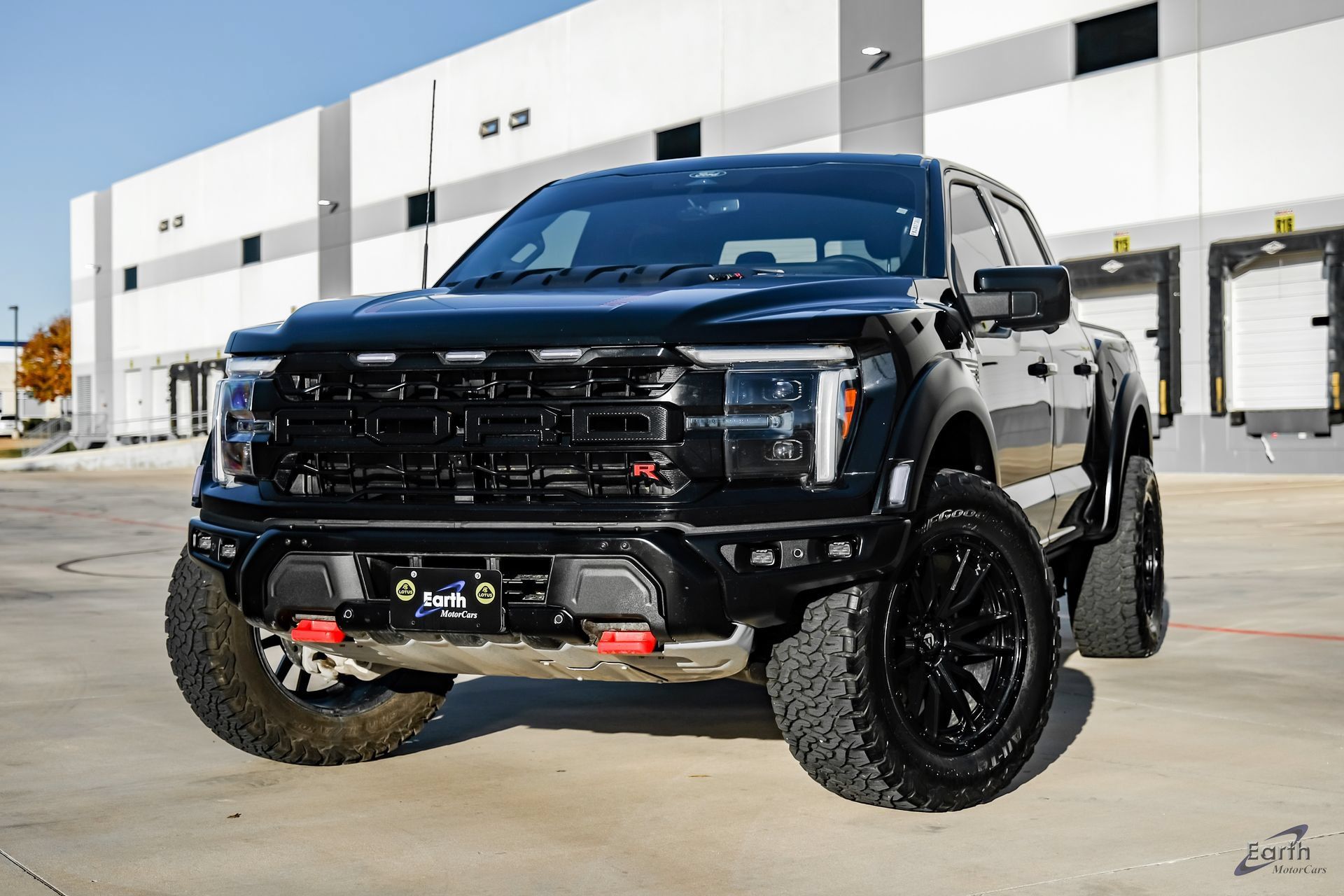 Used 2025 Ford F150 Raptor w/ Equipment Group 803A Raptor R AWD/4WD image 3