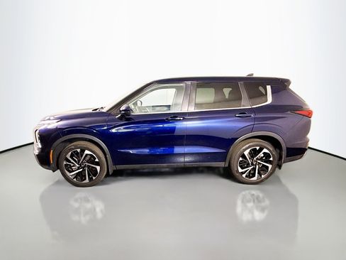 Used 2022 Mitsubishi Outlander SE FWD image 6
