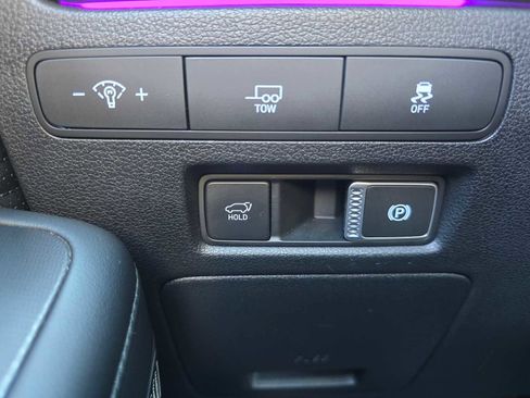 Used 2024 Hyundai Palisade Calligraphy image 36