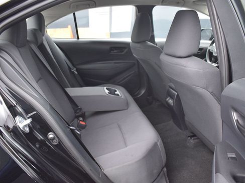 Used 2026 Toyota Corolla LE FWD image 11