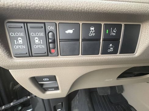 Used 2018 Honda Odyssey EX-L image 15