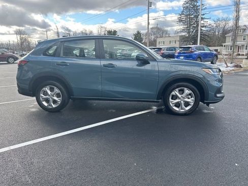 Certified 2023 Honda HR-V LX image 6