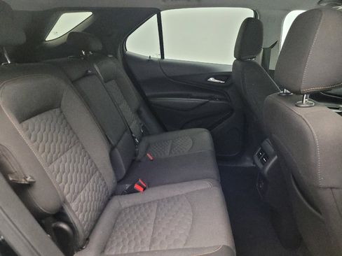 Used 2020 Chevrolet Equinox LT FWD image 19