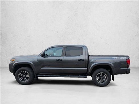 Used 2019 Toyota Tacoma TRD Sport AWD/4WD image 8