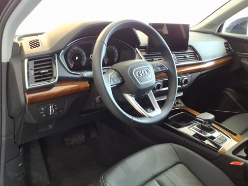 Used 2025 Audi Q5 2.0T Premium Plus AWD/4WD image 9