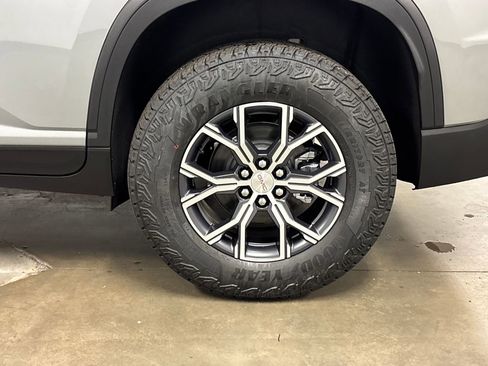New 2026 GMC Acadia AT4 w/ LPO, Floor Liner Package image 13