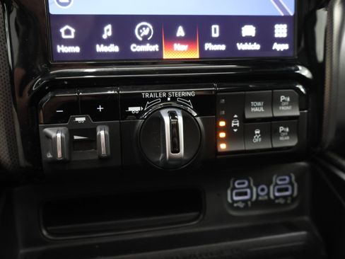 Used 2023 RAM 1500 Limited AWD/4WD image 54