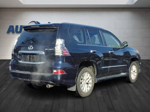 Used 2019 Lexus GX 460 image 10