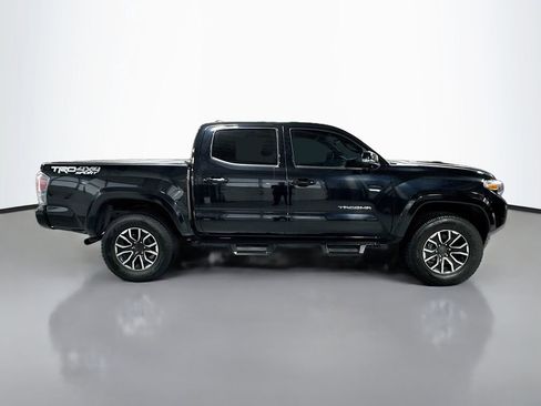 Used 2022 Toyota Tacoma TRD Sport AWD/4WD image 5