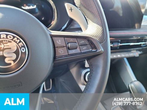 Used 2024 Alfa Romeo Tonale Veloce image 23