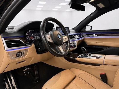 Used 2022 BMW 750i xDrive w/ Executive Package AWD/4WD image 21