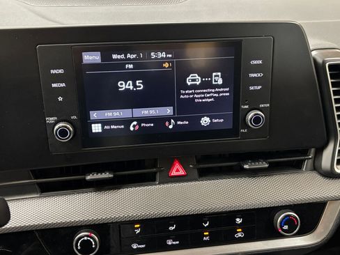 Used 2025 Kia Sportage LX image 20