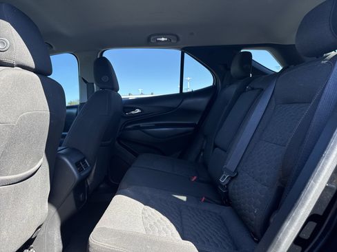 Used 2018 Chevrolet Equinox LT image 26