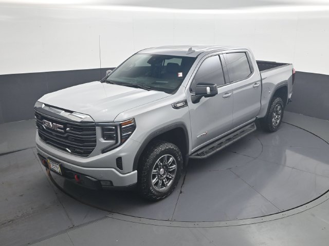 Used 2024 GMC Sierra 1500 AT4 w/ Technology Package AWD/4WD image 13