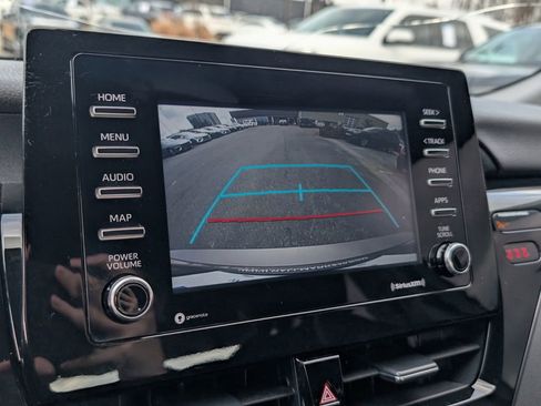 Used 2021 Toyota Camry SE image 17