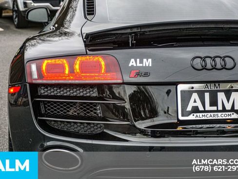 Used 2011 Audi R8 V10 image 13