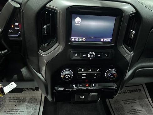 Used 2020 Chevrolet Silverado 1500 Custom Trail Boss w/ Custom Convenience Package AWD/4WD image 25