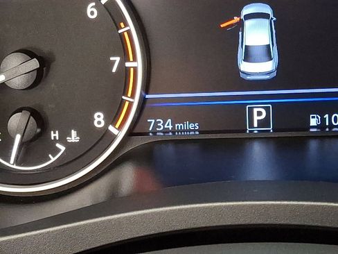 Used 2025 Nissan Altima 2.5 SR w/ SR Premium Package FWD image 13