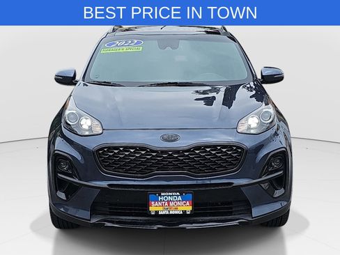 Used 2022 Kia Sportage Nightfall Edition FWD image 2