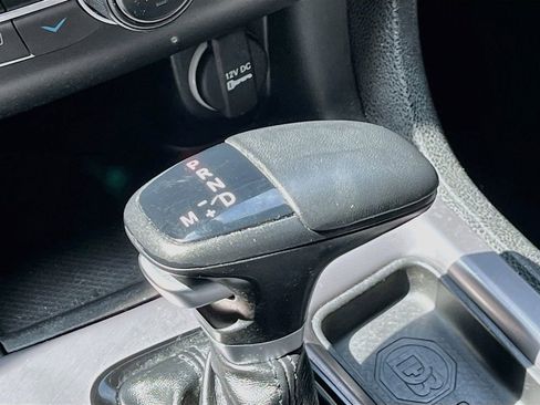 Used 2022 Dodge Charger R/T w/ Blacktop Package RWD image 17
