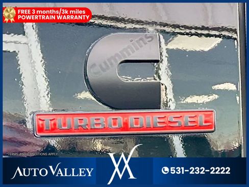 Used 2022 RAM 2500 Laramie w/ Night Edition image 13