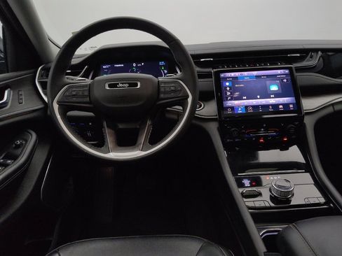 Used 2022 Jeep Grand Cherokee Limited 4xe image 22