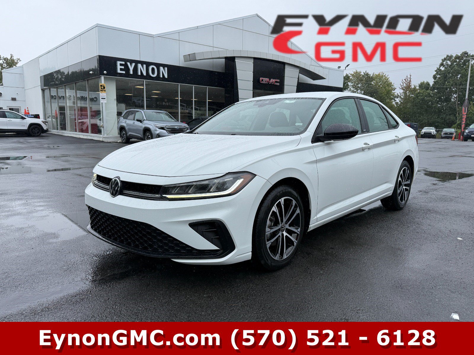 Used 2025 Volkswagen Jetta Sport FWD image 1