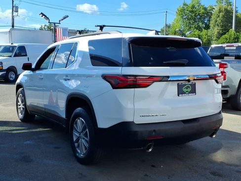 Used 2023 Chevrolet Traverse LT AWD/4WD image 4