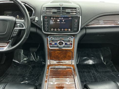 Used 2017 Lincoln Continental Reserve w/ Climate Package AWD/4WD image 28