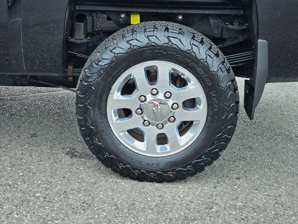 Used 2012 Chevrolet Silverado 3500 LTZ w/ LTZ Plus Package AWD/4WD image 9