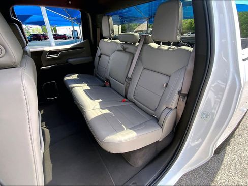 Used 2025 GMC Sierra 1500 SLT image 21