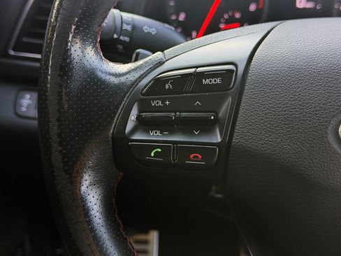Used 2018 Hyundai Elantra Sport FWD image 12
