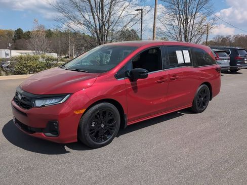 Certified 2026 Honda Odyssey Sport-L image 3