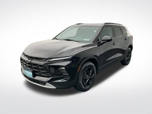 Certified 2024 Chevrolet Blazer LT w/ Convenience Package image 3