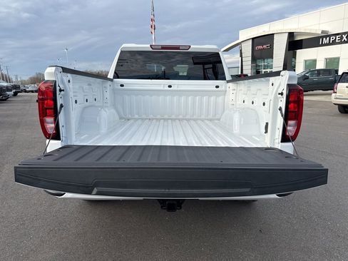 Used 2025 GMC Sierra 1500 Elevation image 29
