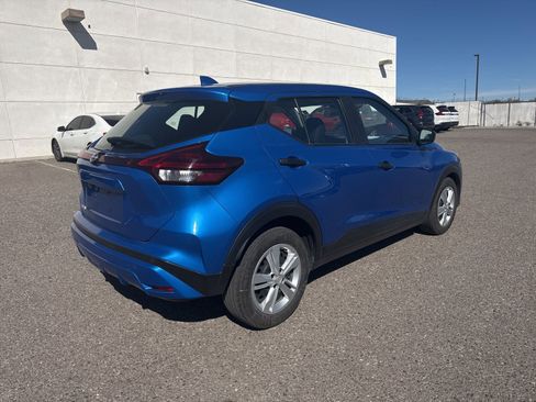 Used 2024 Nissan Kicks S image 5