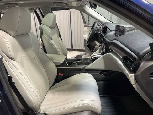 Used 2022 Acura MDX w/ Technology Package AWD/4WD image 14