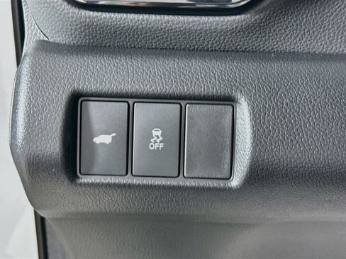 Used 2024 Honda Pilot EX-L image 9