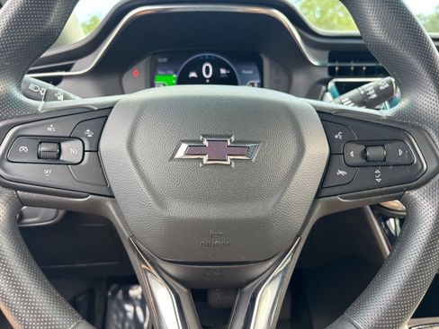 Used 2022 Chevrolet Bolt LT w/ Driver Confidence Package image 38