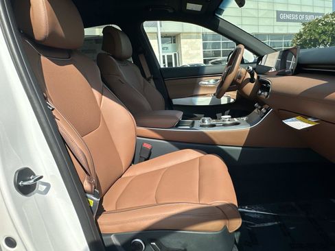New 2026 Genesis GV70 2.5T Advanced AWD/4WD image 35