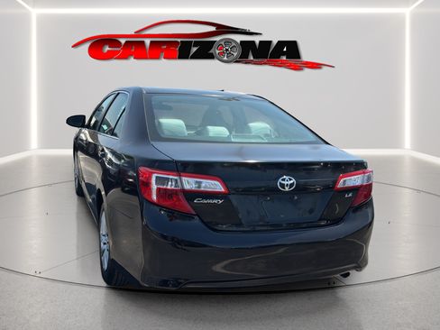 Used 2013 Toyota Camry LE FWD image 9