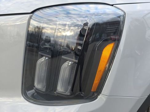 Used 2024 Kia Telluride SX Prestige X-Line image 48