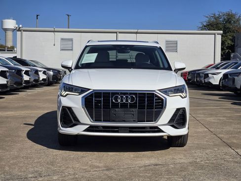 Used 2019 Audi Q3 2.0T Premium Plus w/ Premium Plus Package image 3
